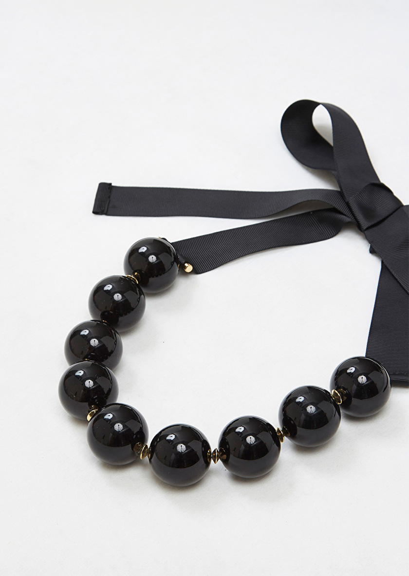 Bella ожерелье из крупных бусин в черном цвете Bella ожерелье из крупных бусин в черном цвете