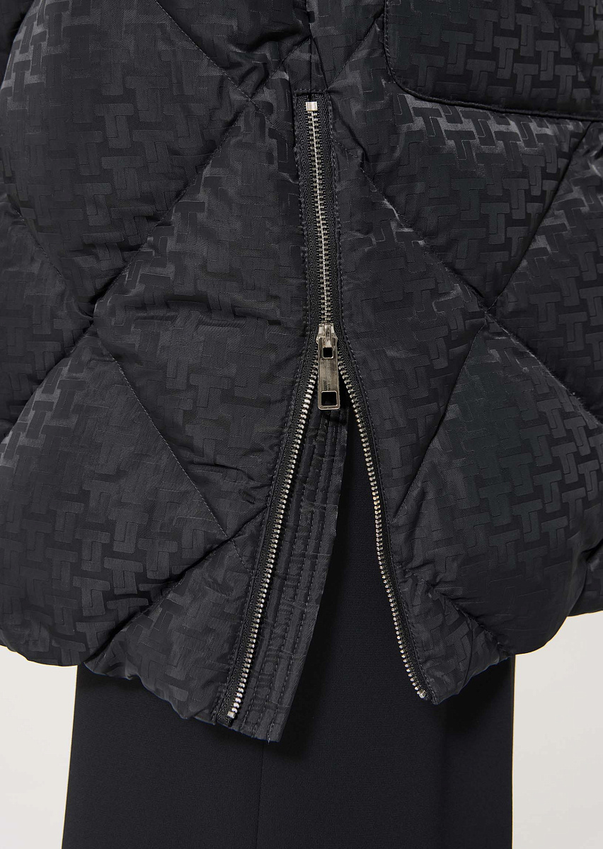 Danielle черный пуховик с монограммой