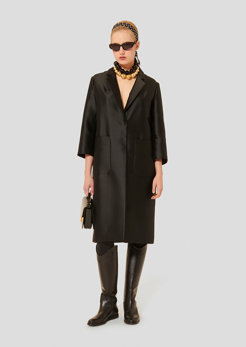 Черное пальто Martin из плотного атласа Черное пальто Martin из плотного атласа