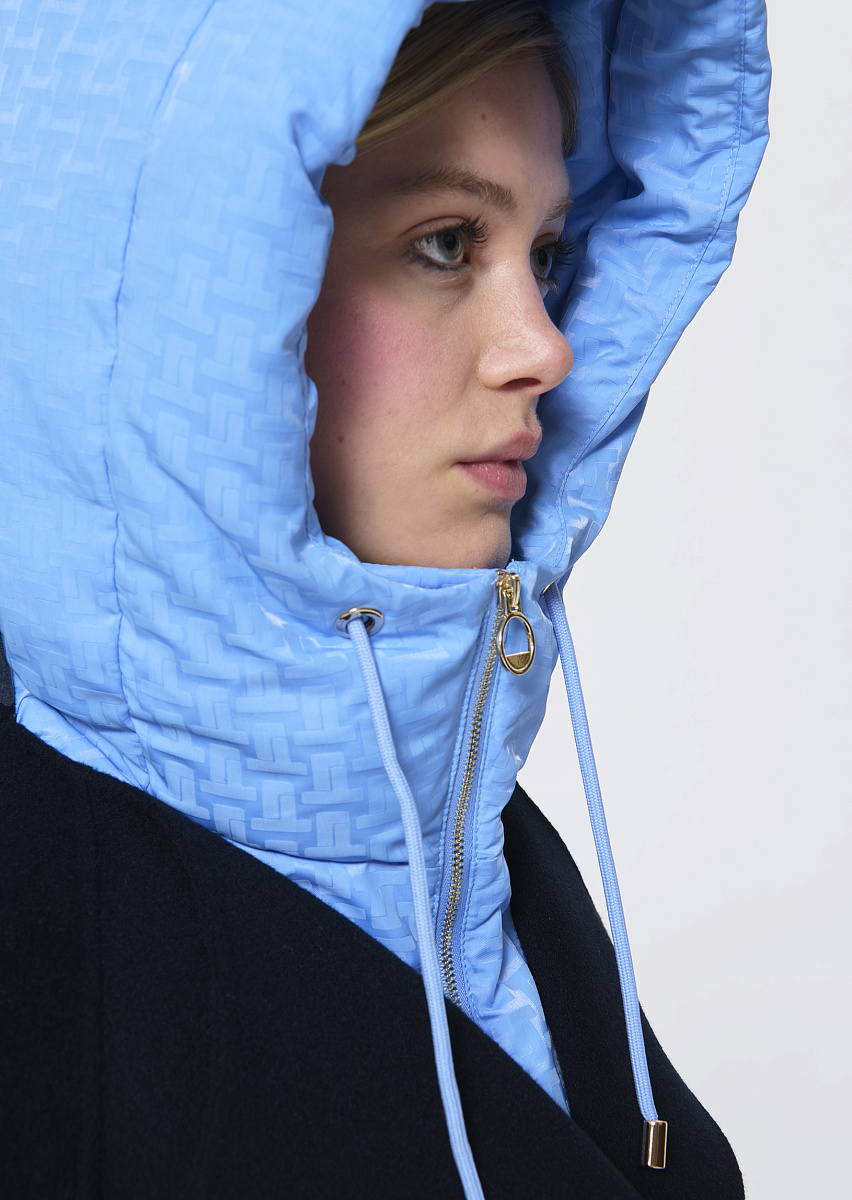 Daria небесно-голубой капюшон