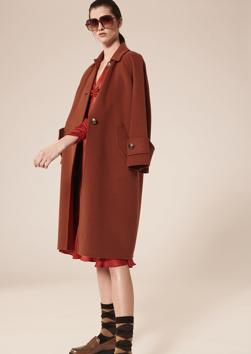 Reine коричневое атласное платье с принтом Reine коричневое атласное платье с принтом