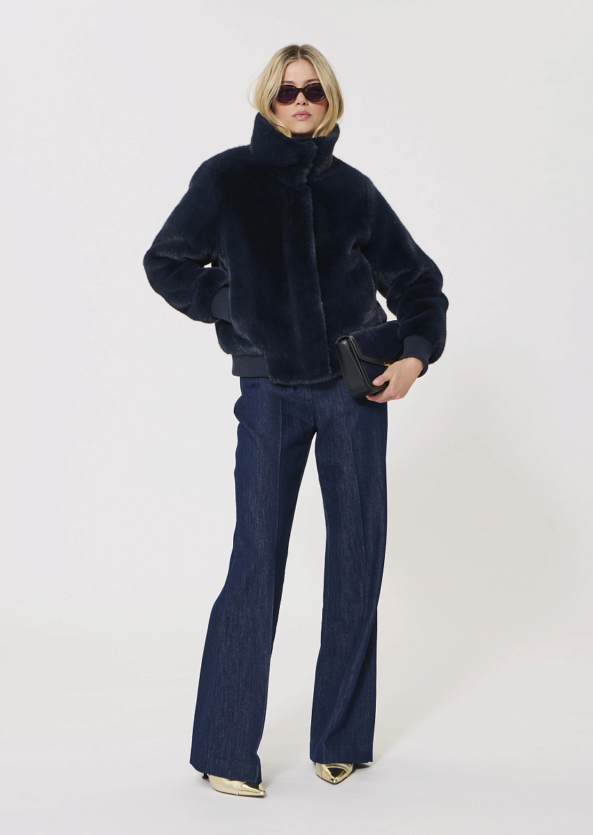 Bertille темно-синий бомбер из искусственного меха